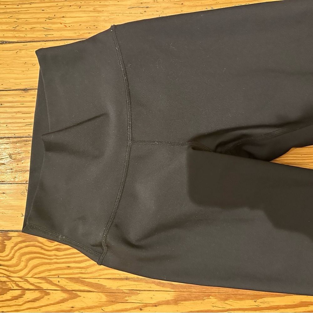 ALO High-Waist Airlift Legging - Picture 10 of 11